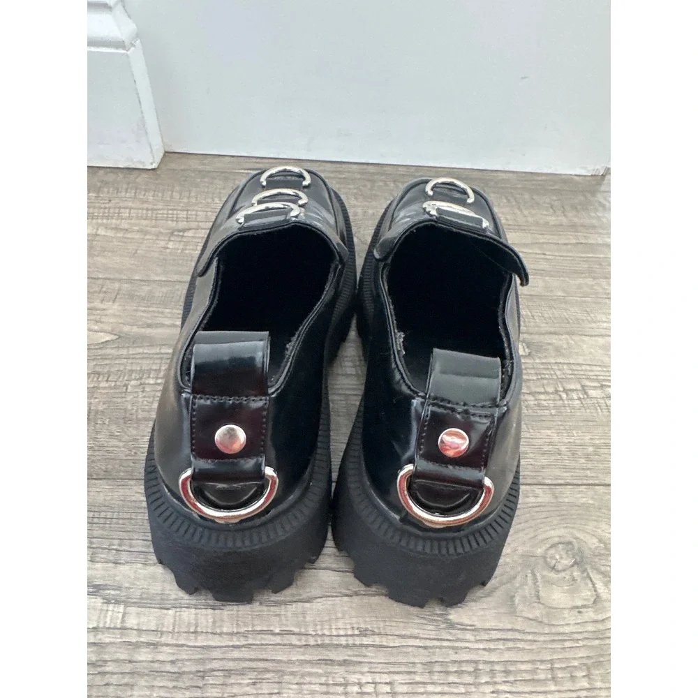 ASOS DESIGN Womens Black Chunky D-Ring Lug Sole Loafers Square Toe Size 7